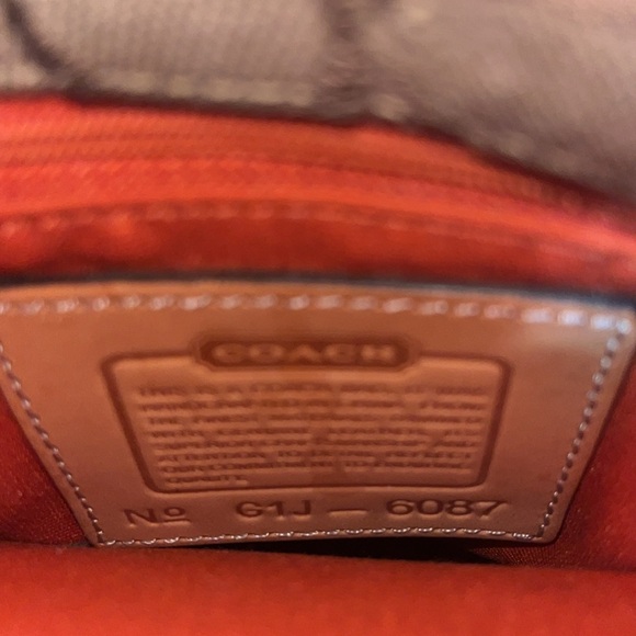 Vintage Coach Mini Lunch Tote - super RARE! with matching wallet. - Picture 8 of 12